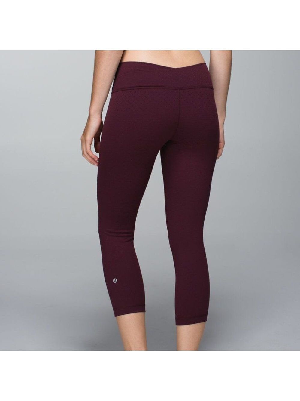 Lululemon Astro Wunder Under Crop II Shine Dot Bordeaux Size 6